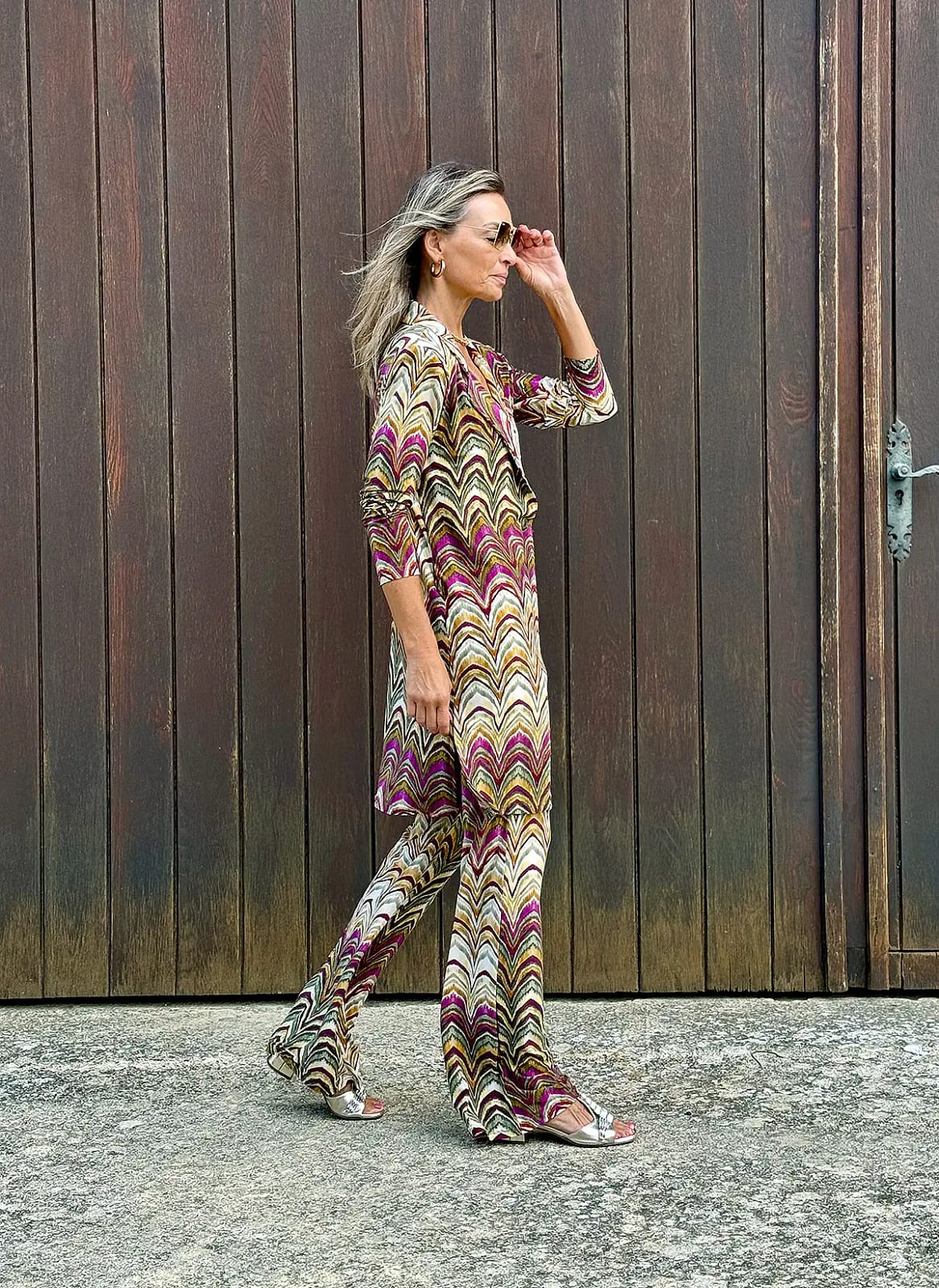 Levita con pantalón recto